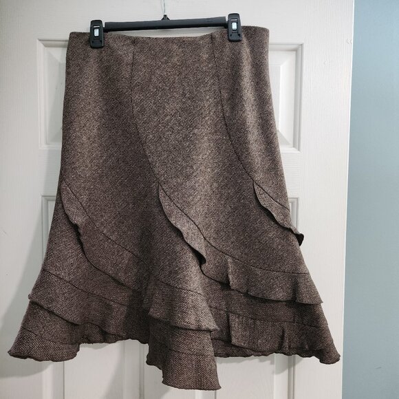 Flared Layered Herringbone Skirt Size 10 - Picture 1 of 1